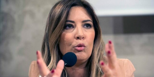 SELVAGGIA LUCARELLI NEL MIRINO I SUOI NON SONO CORSI DI GIORNALISMO MA DI COMUNICAZIONE